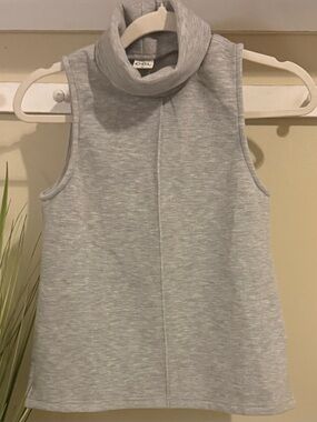 OGL Fuzzluxe Gray Cozy Turtleneck XS Split Tank Thermal Top Wool Blend Soft EUC